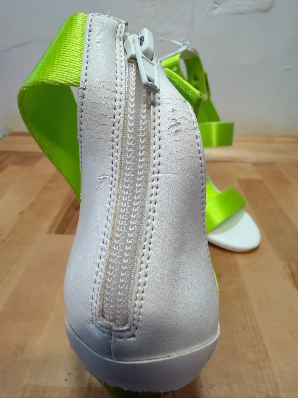 Aldo green and white heels - Picture 7 of 7
